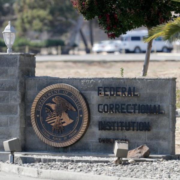 玩家必看教程“中至麻将必赢套路”(原来确实是有挂)