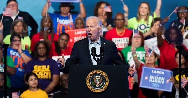 拜登与工会成员集会，称自己是史上最亲工会的总统