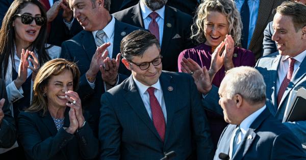 为什么保守派基督徒对新任众议院议长迈克·约翰逊如此兴奋