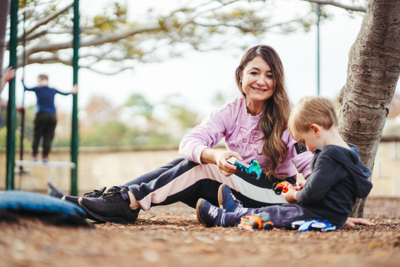 不仅仅是保姆，也不仅仅是保姆：妈妈帮手的兴起