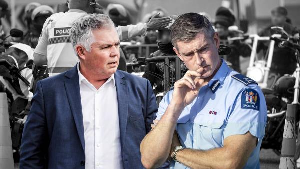 让我来教导大家“微信炸 金花链接怎么创建房间”房卡使用方法介绍