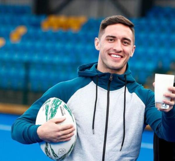 3分钟学会“云龙干瞪眼麻将外卦神器下载安装”(确实是有挂)-知乎