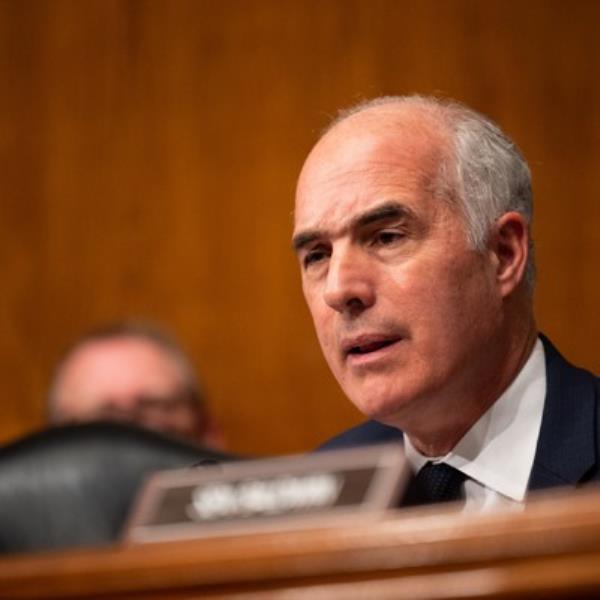 最新教你“雀神广东麻将免费开挂器下载微信”分享用挂教程