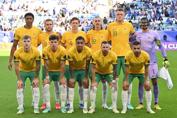 澳大利亚必须“战斗到倒下”，以避免在亚洲杯上被淘汰