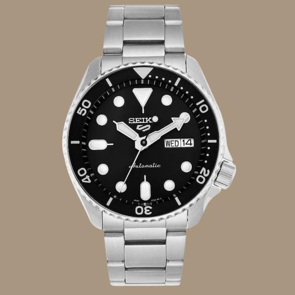 开挂辅助工具“天天斗地主真人版免费版下载破解版”(曝光透视必备猫腻)