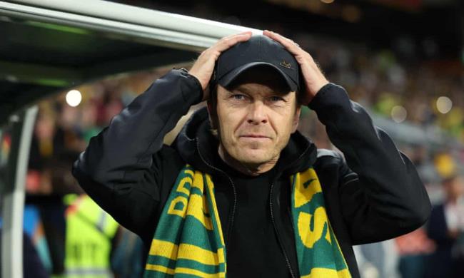 世界杯成功后，托尼·古斯塔夫松要求对女足进行投资