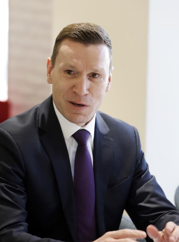 房卡攻略“微信牛牛房卡链接”详细房卡教程