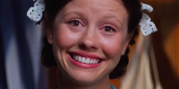 《绯闻女孩》女星米娅·哥特因踢演员头部被起诉