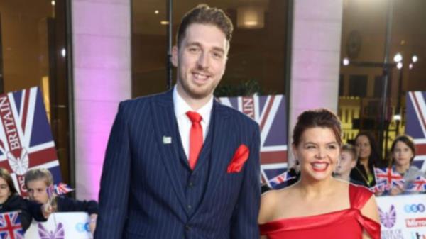 Ladbaby今年将不会参加圣诞第一场比赛