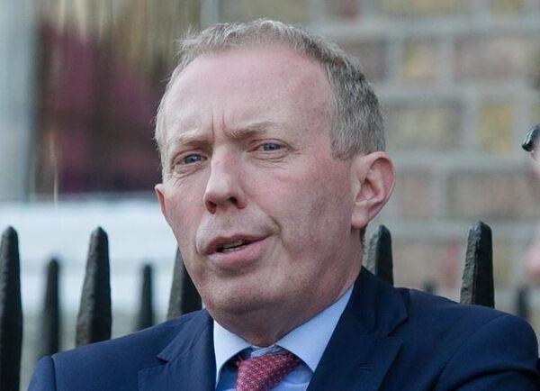 玩家需知“微信斗牛怎么和朋友创房间玩”获取玩金花房卡链接教程