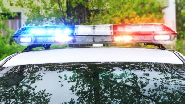 缅因州警方称，一名男子于7月被发现死于墓地他的室友现已被捕