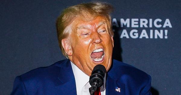 房卡一分钟了解“关于微信玩炸金花房卡”详细房卡教程