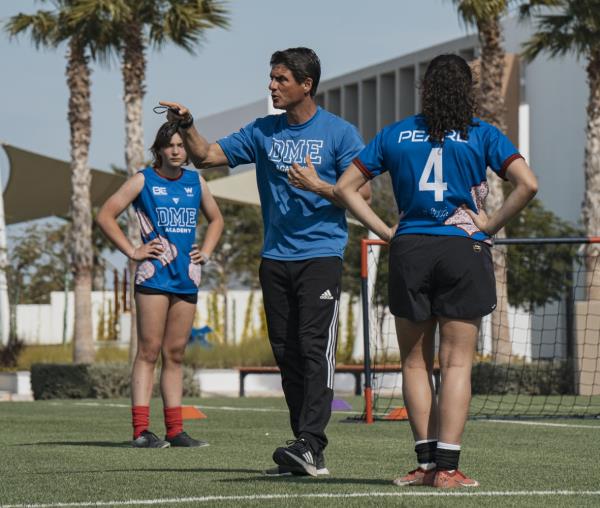 DME学院，BE体育继续在全球塑造未来的运动员