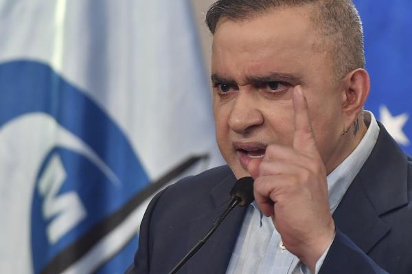 委内瑞拉下令逮捕反对派成员，指控他们密谋反对全民公决